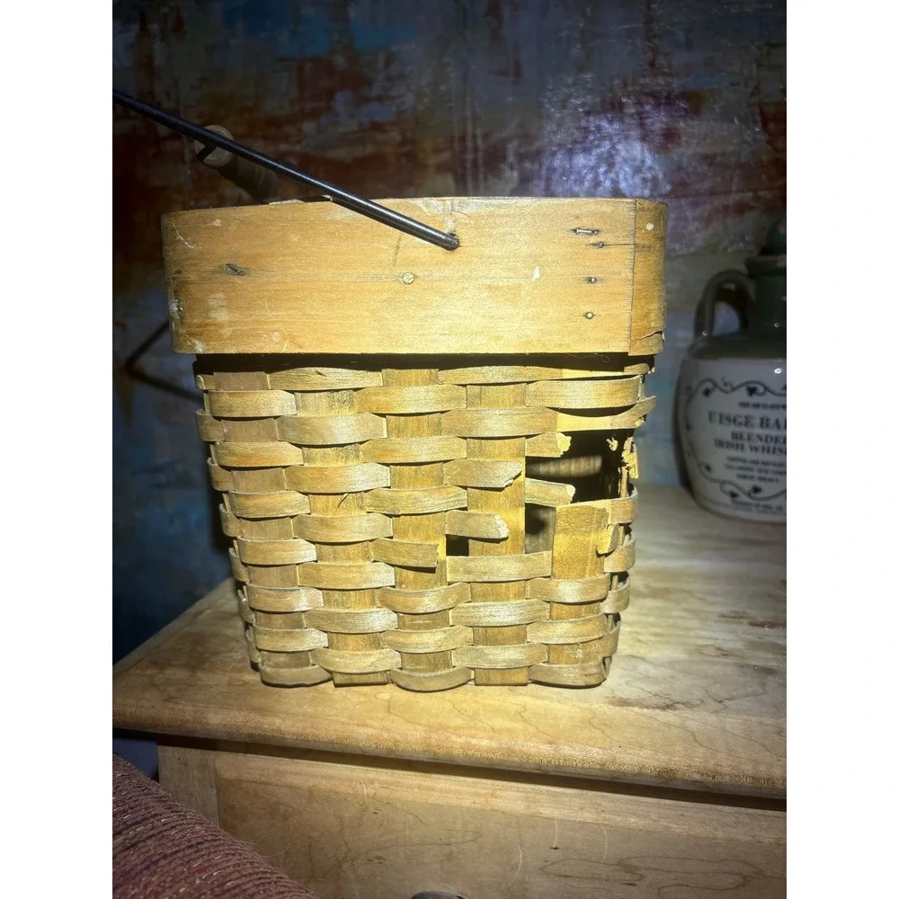 Vintage Woven Wood Divided Basket Hand Painted Apple Farmhouse Rustic Caddy